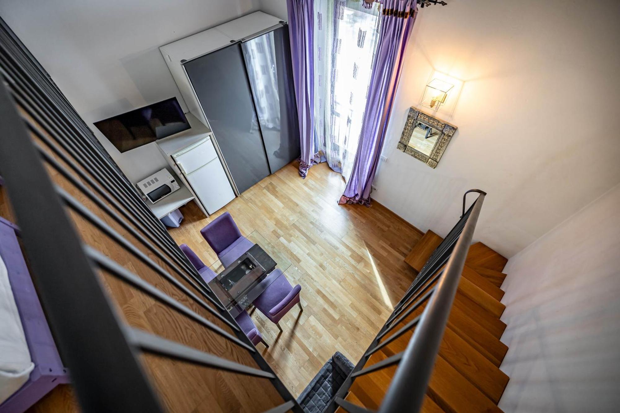 Yid Leonardo Apartamento Florencia