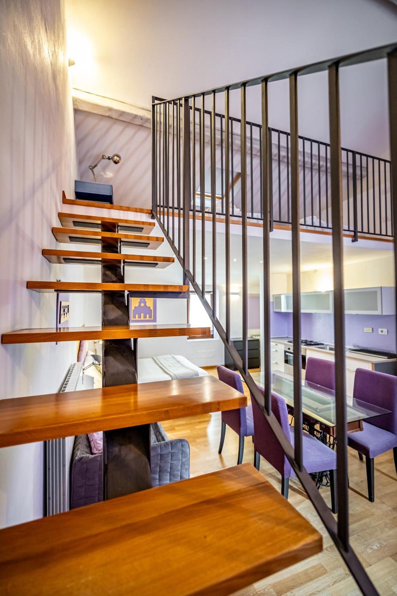 Yid Leonardo Apartamento Florencia